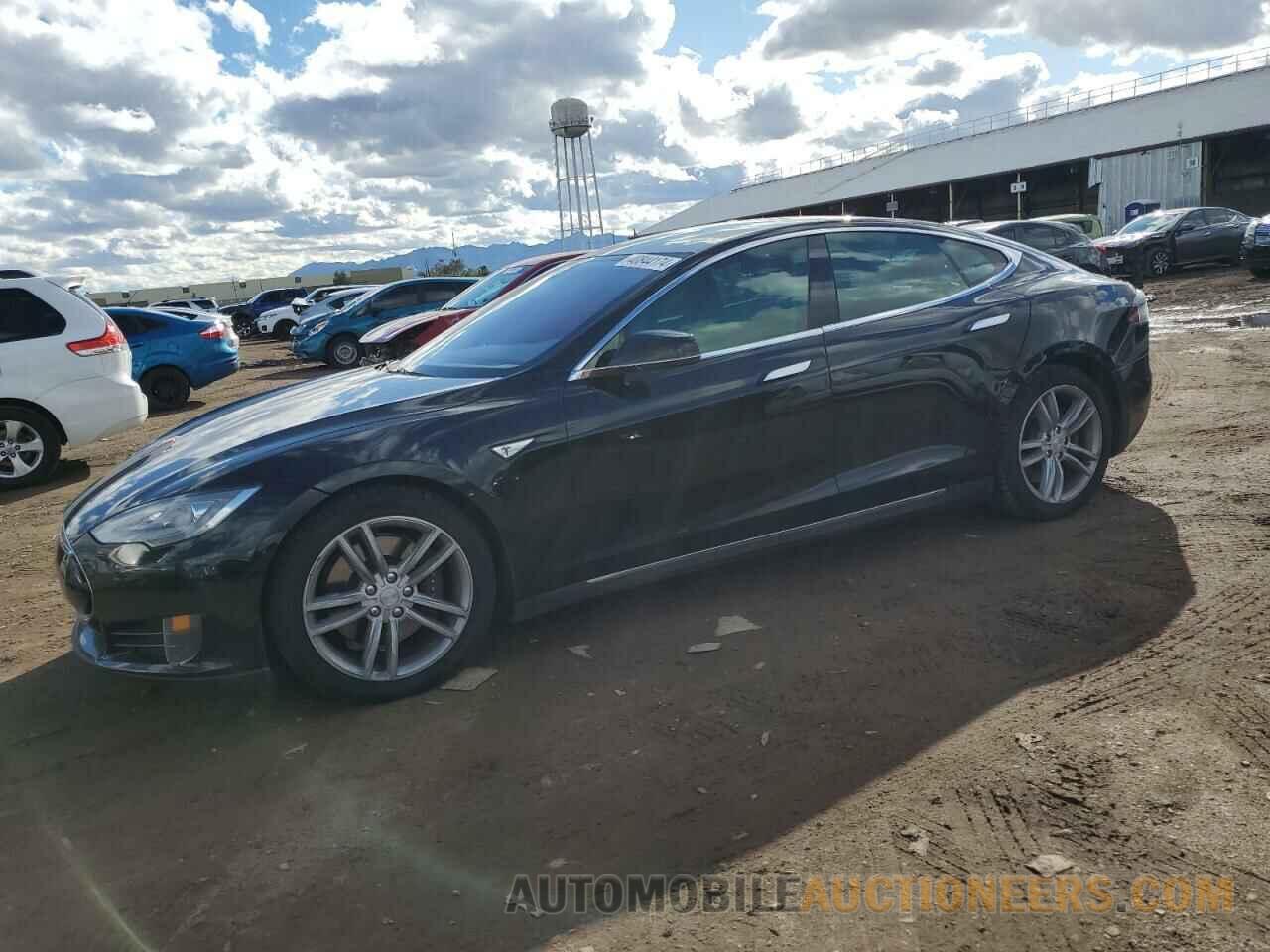 5YJSA1S21FF082714 TESLA MODEL S 2015