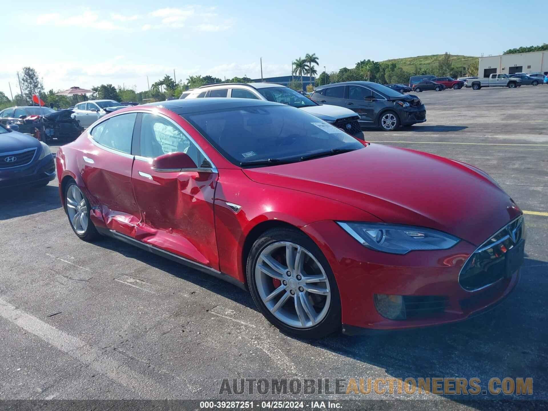 5YJSA1S21FF086861 TESLA MODEL S 2015