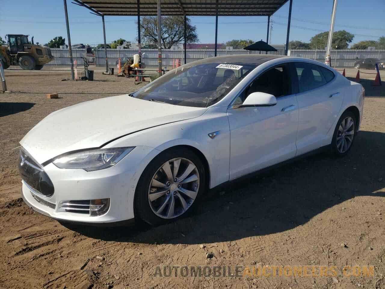 5YJSA1S21FF095818 TESLA MODEL S 2015