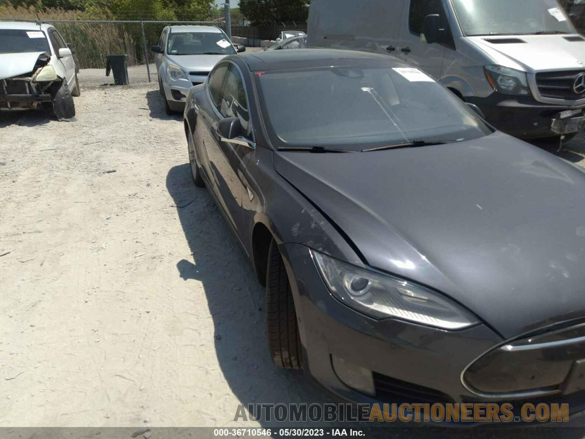 5YJSA1S22FF085945 TESLA MODEL S 2015