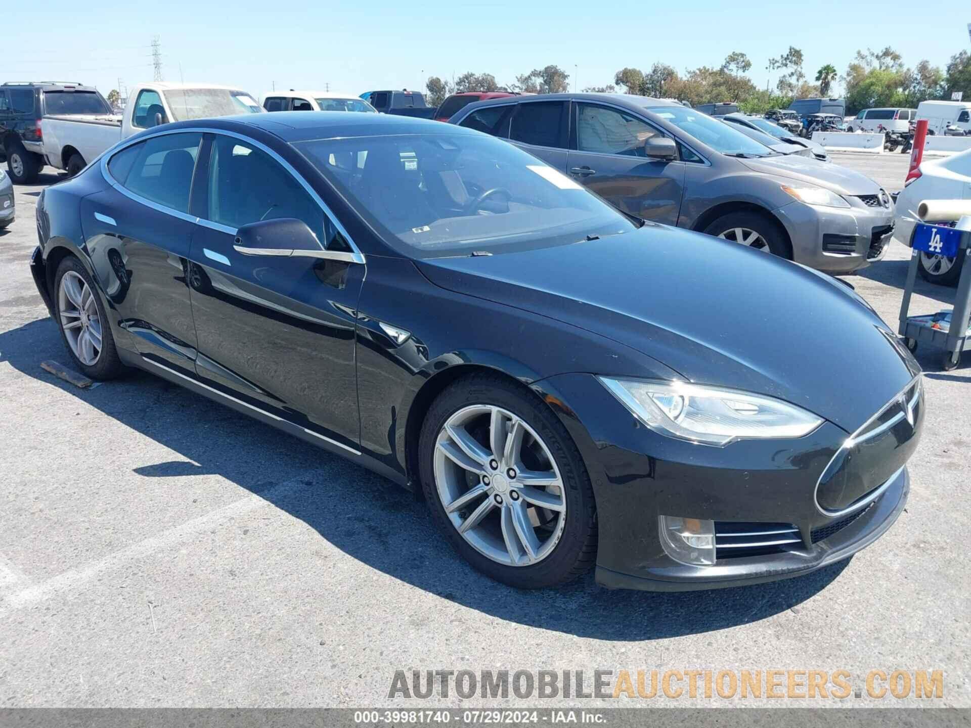 5YJSA1S22FF087615 TESLA MODEL S 2015