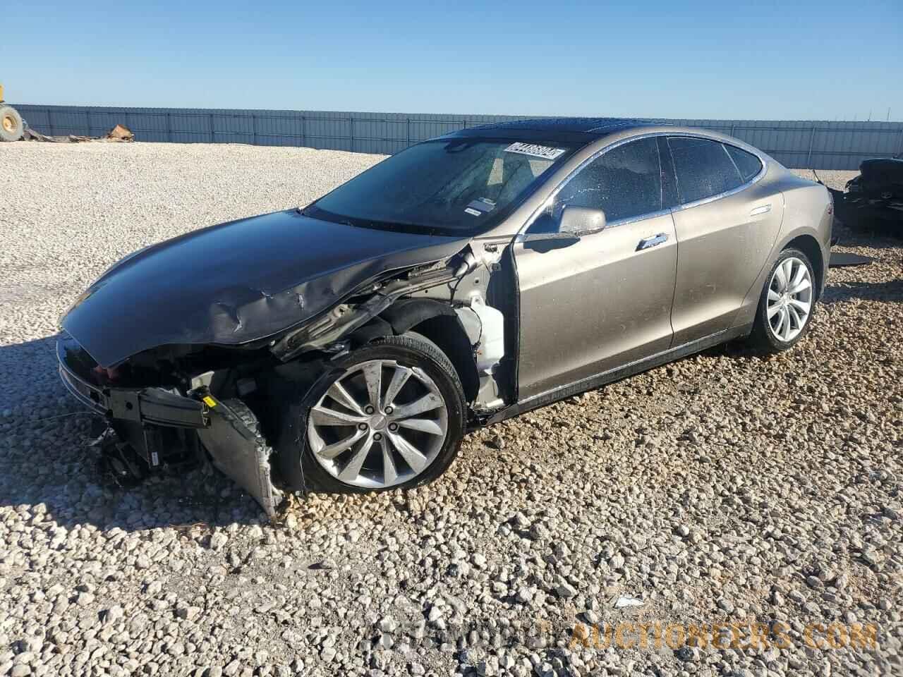 5YJSA1S27FF082782 TESLA MODEL S 2015