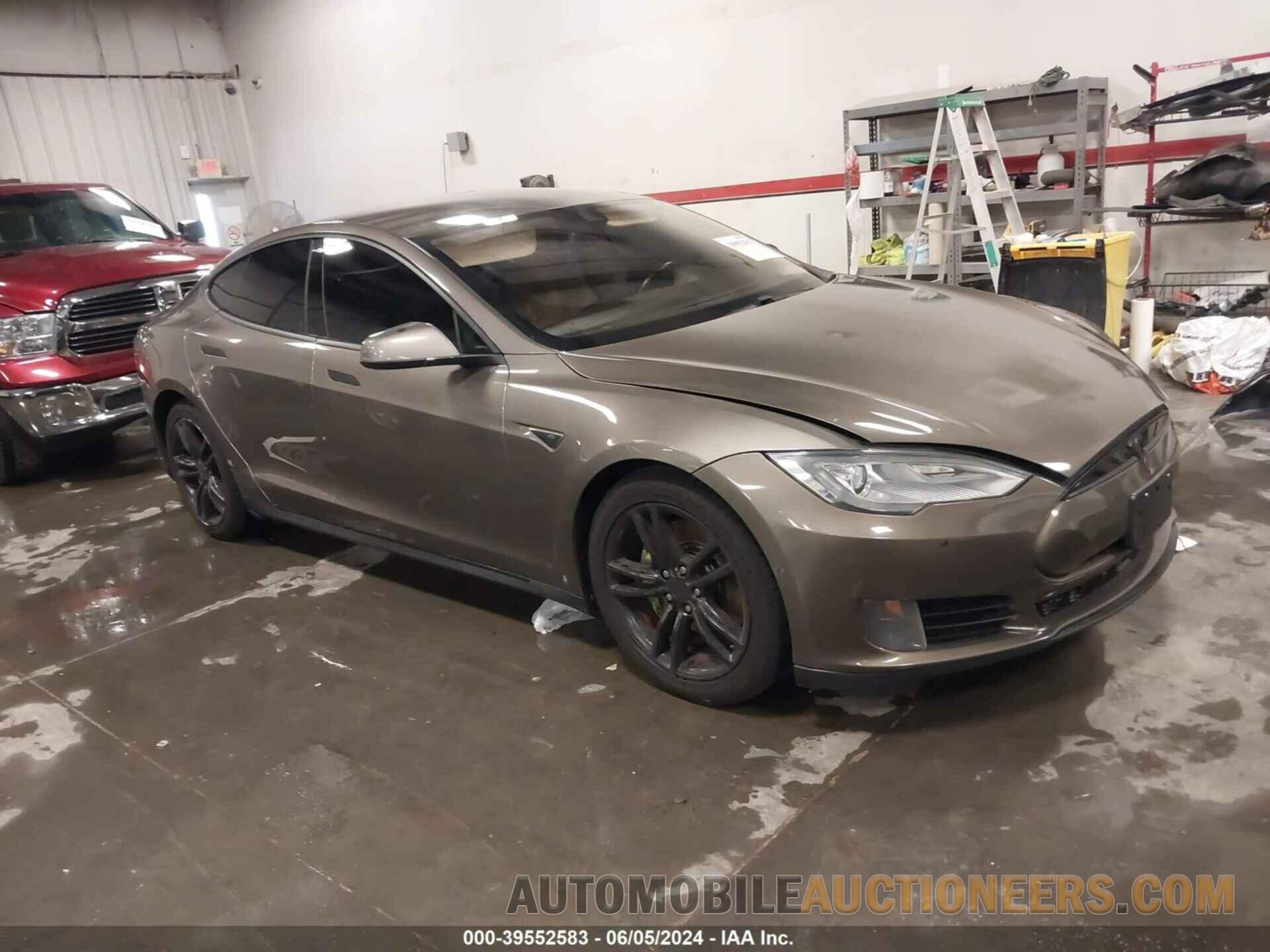 5YJSA1S28FF082659 TESLA MODEL S 2015