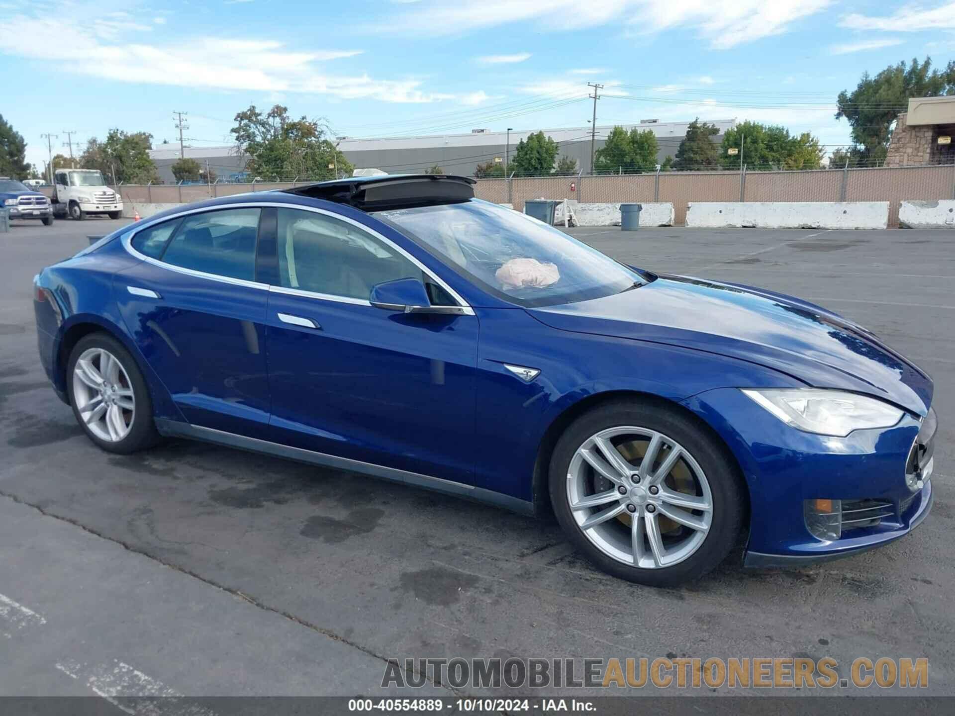 5YJSA1S28FF095010 TESLA MODEL S 2015