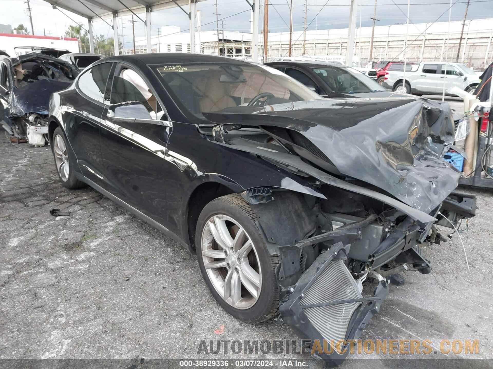 5YJSA1S29FF082735 TESLA MODEL S 2015