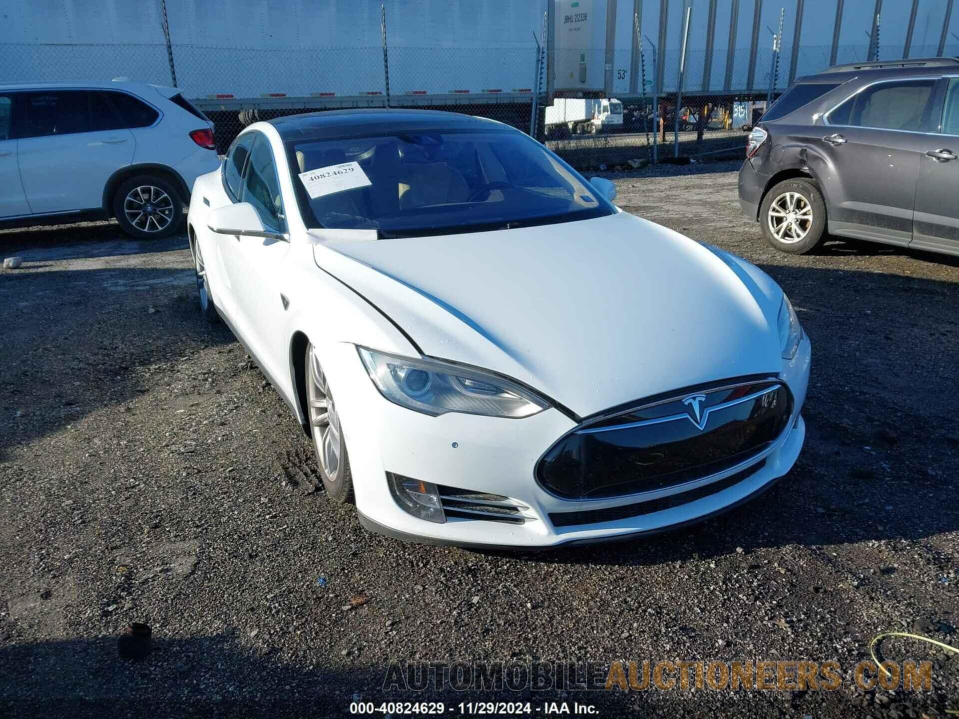 5YJSA1S29FF099373 TESLA MODEL S 2015