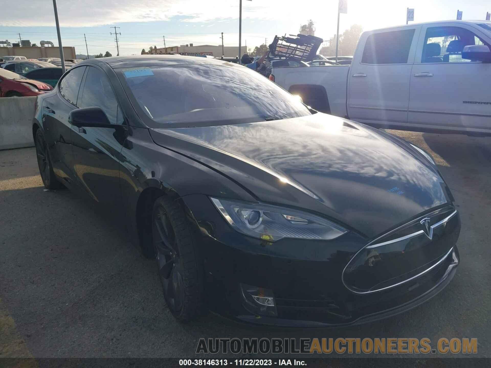 5YJSA1V4XFF098939 TESLA MODEL S 2015