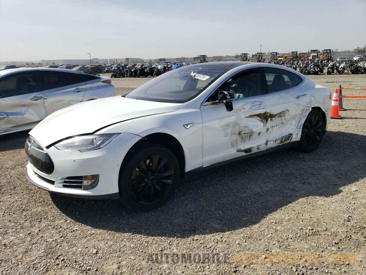 5YJSA4H16FFP73012 TESLA MODEL S 2015