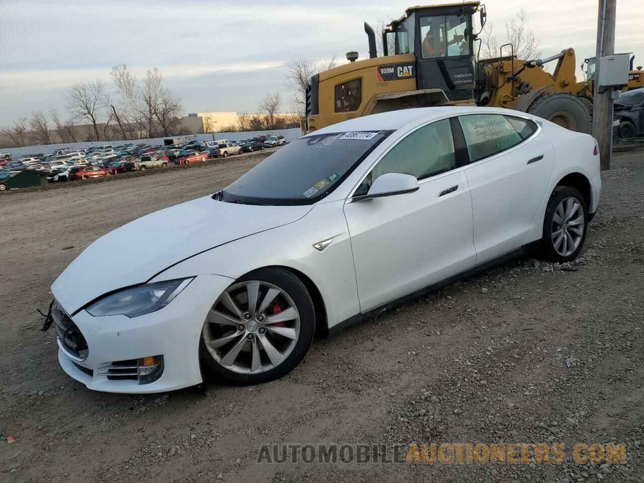 5YJSA4H48FF096071 TESLA MODEL S 2015