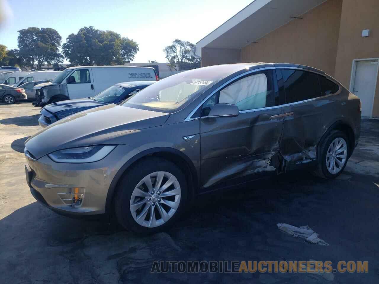 5YJXCAE20GF001859 TESLA MODEL X 2016