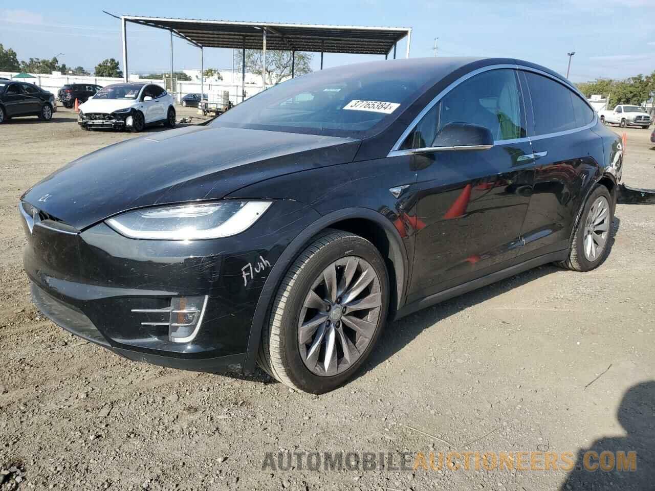 5YJXCAE20JF112029 TESLA MODEL X 2018