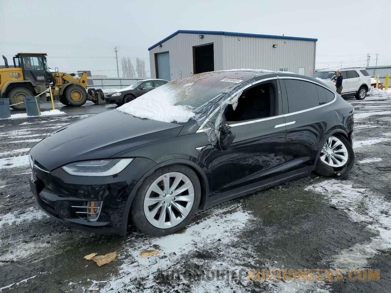 5YJXCAE20JF120115 TESLA MODEL X 2018