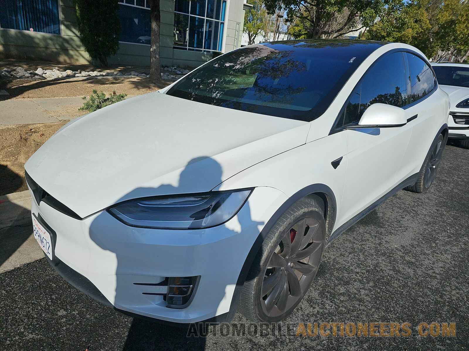 5YJXCAE20LF262550 Tesla Model X 2020