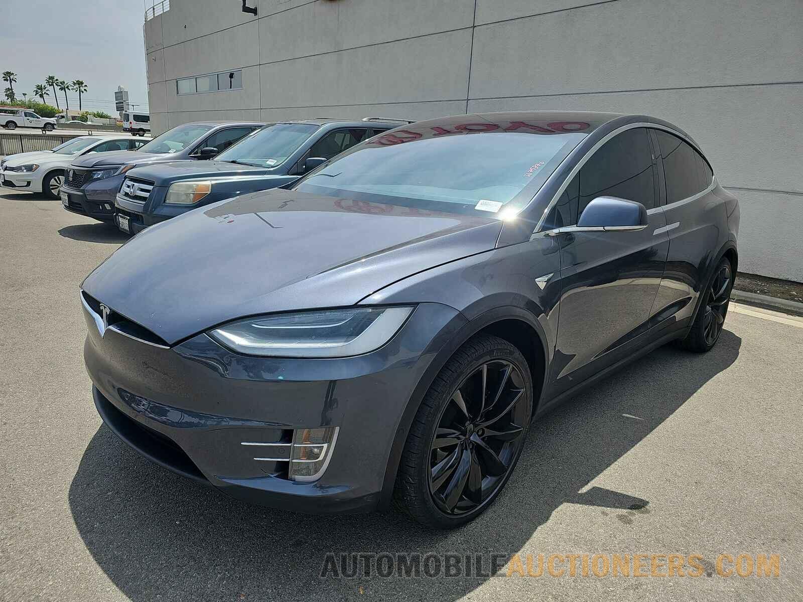 5YJXCAE20MF320416 Tesla Model X 2021