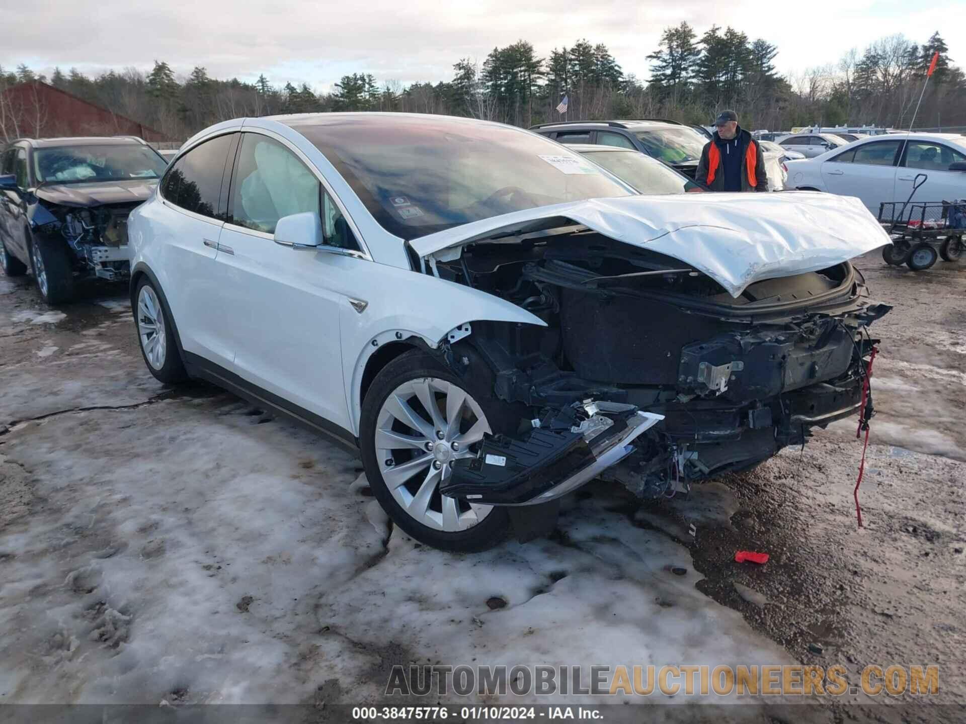 5YJXCAE21GF008190 TESLA MODEL X 2016