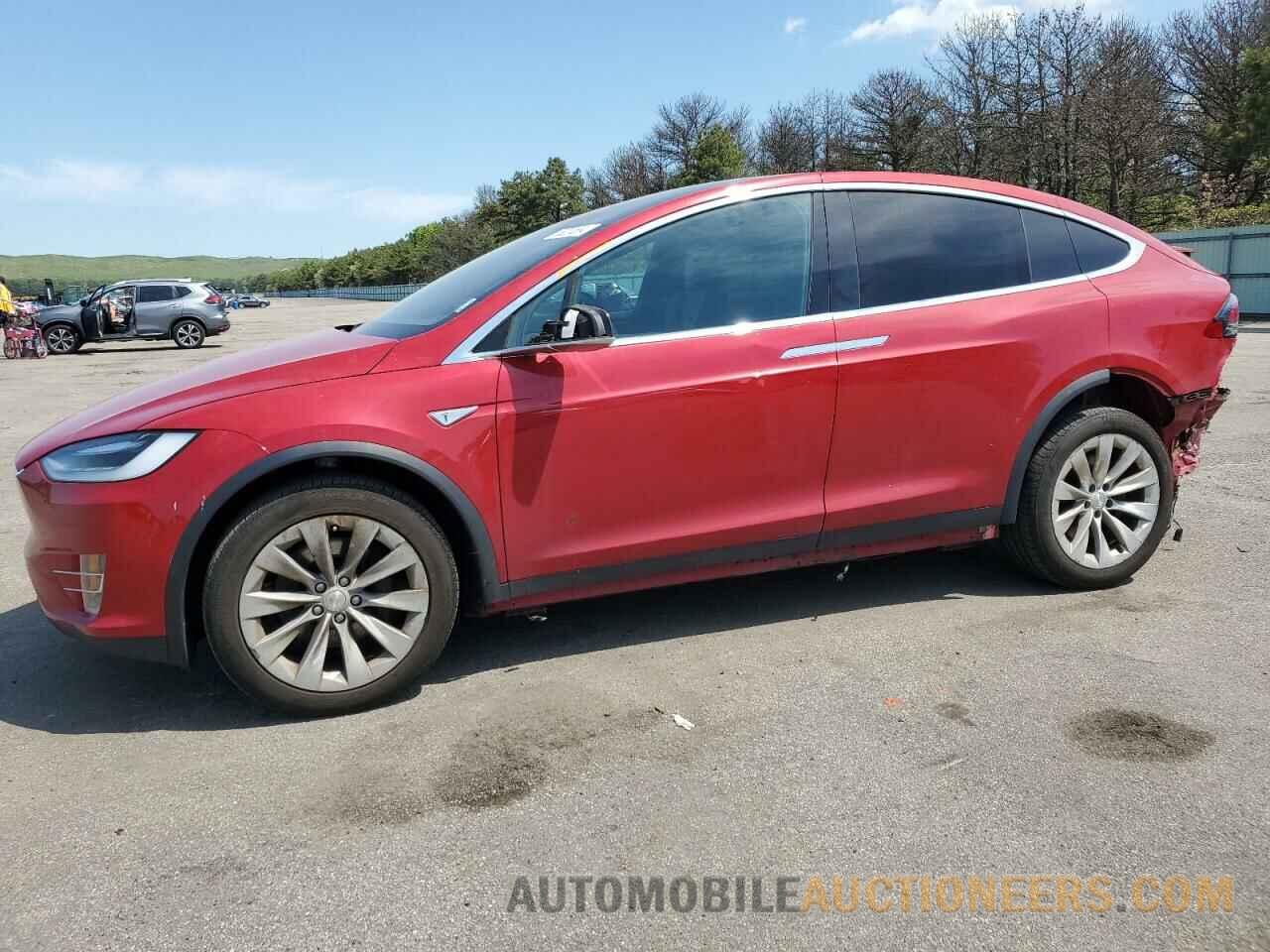 5YJXCAE21GF008819 TESLA MODEL X 2016