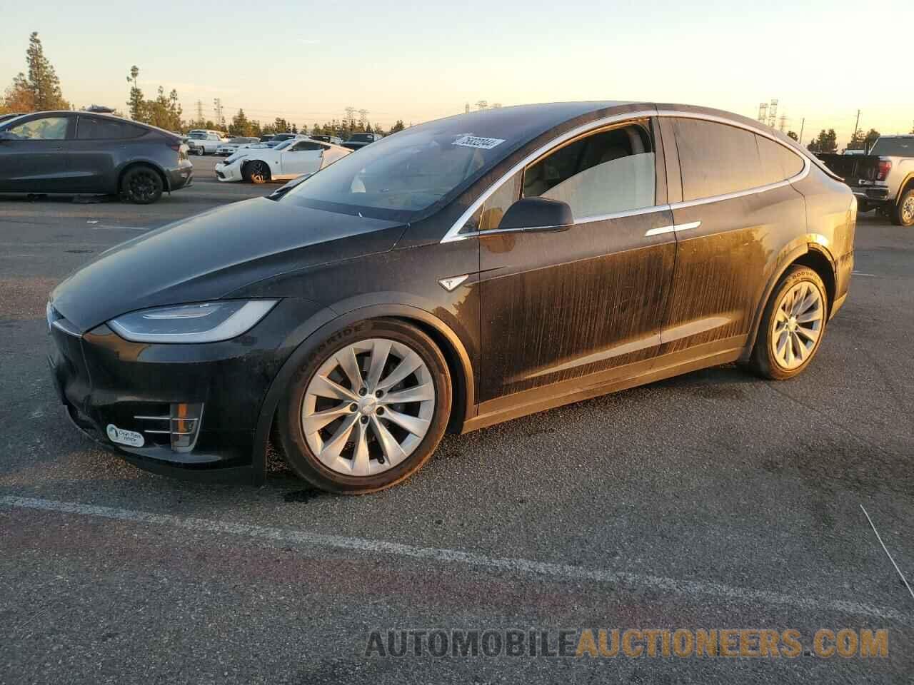 5YJXCAE21GF015107 TESLA MODEL X 2016