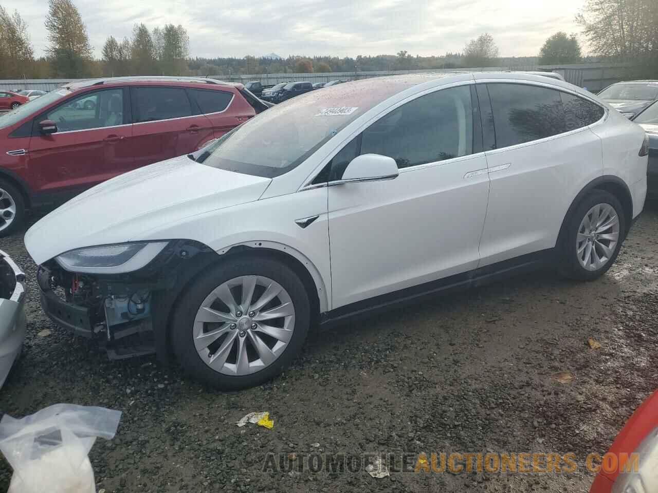 5YJXCAE21GF028777 TESLA MODEL X 2016