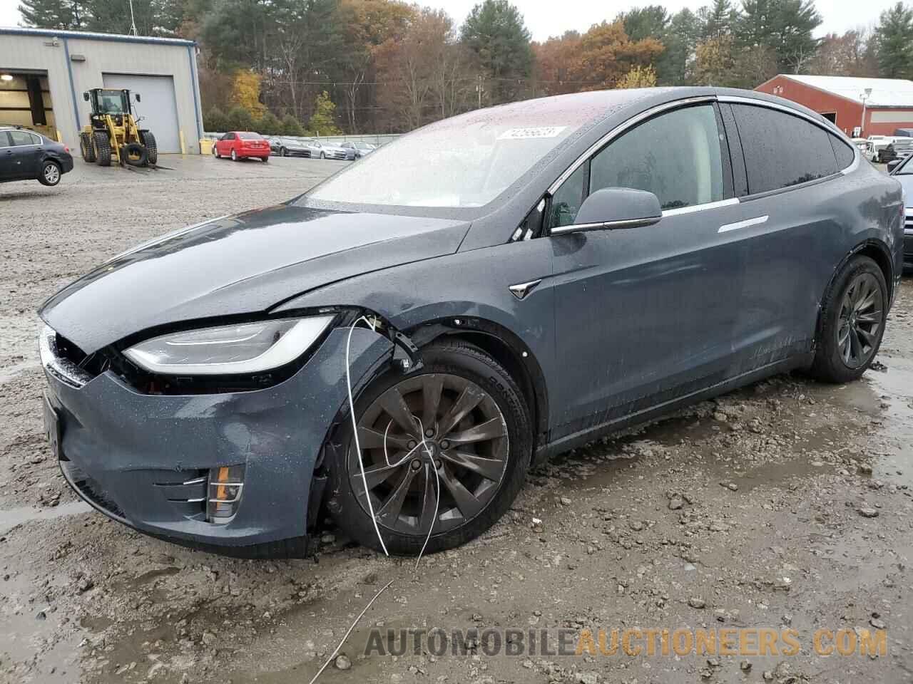 5YJXCAE21JF103565 TESLA MODEL X 2018