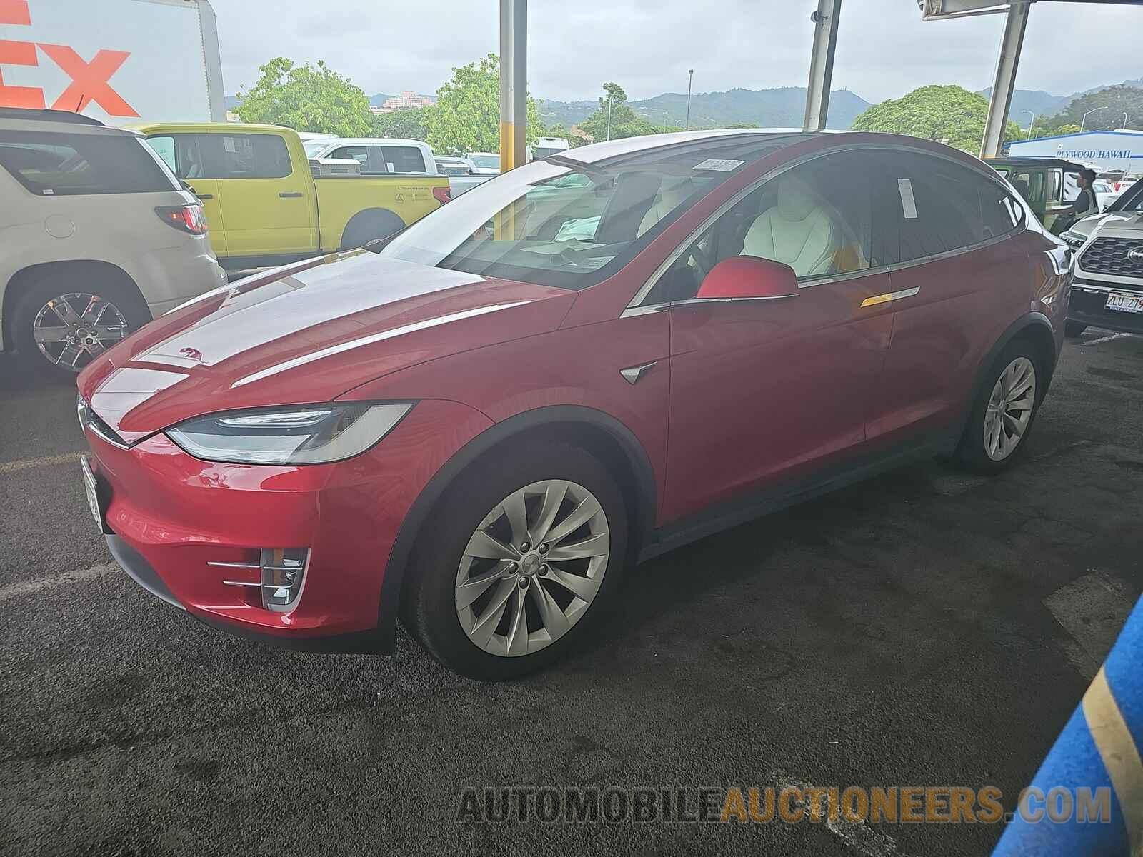 5YJXCAE21MF322613 Tesla Model X 2021