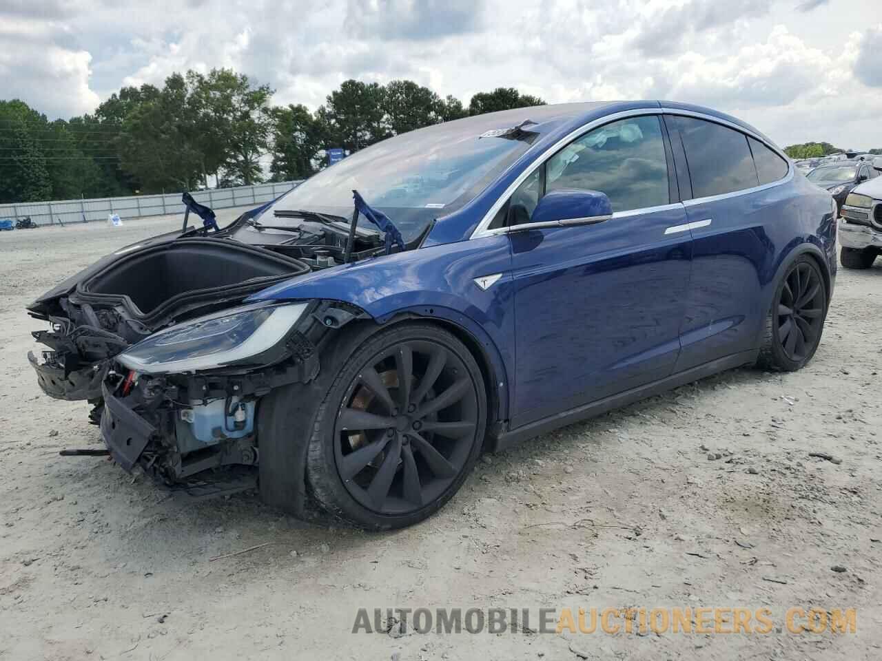 5YJXCAE22GF003998 TESLA MODEL X 2016