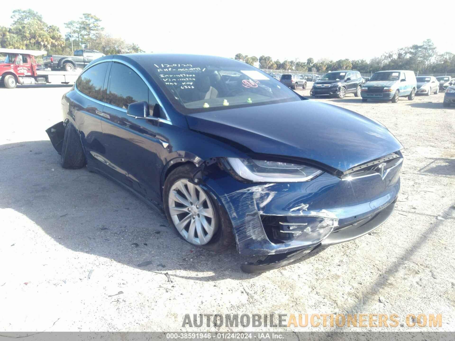 5YJXCAE22JF112744 TESLA MODEL X 2018