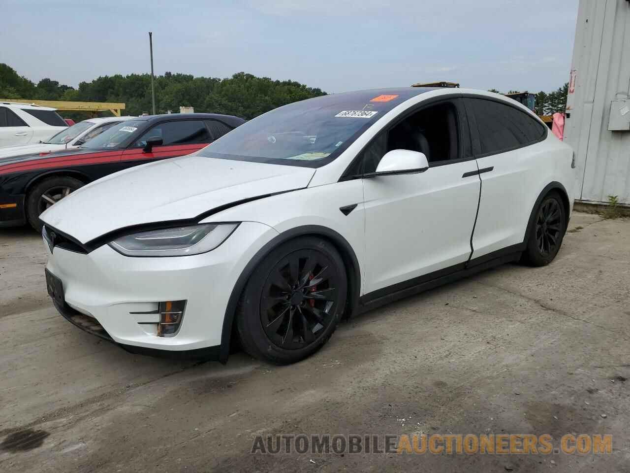 5YJXCAE22LF232904 TESLA MODEL X 2020