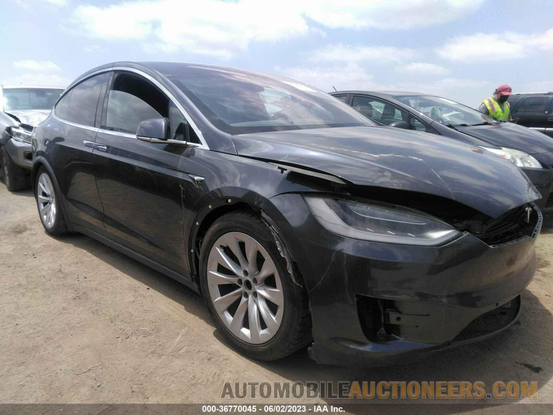 5YJXCAE23GF027839 TESLA MODEL X 2016