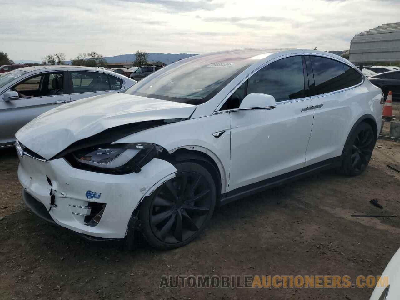 5YJXCAE23MF319485 TESLA MODEL X 2021