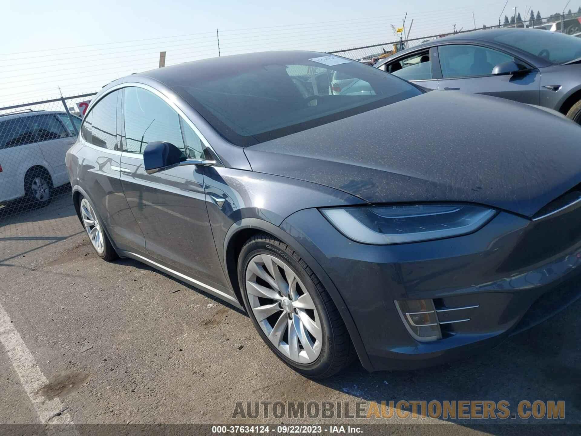 5YJXCAE24HF078171 TESLA MODEL X 2017