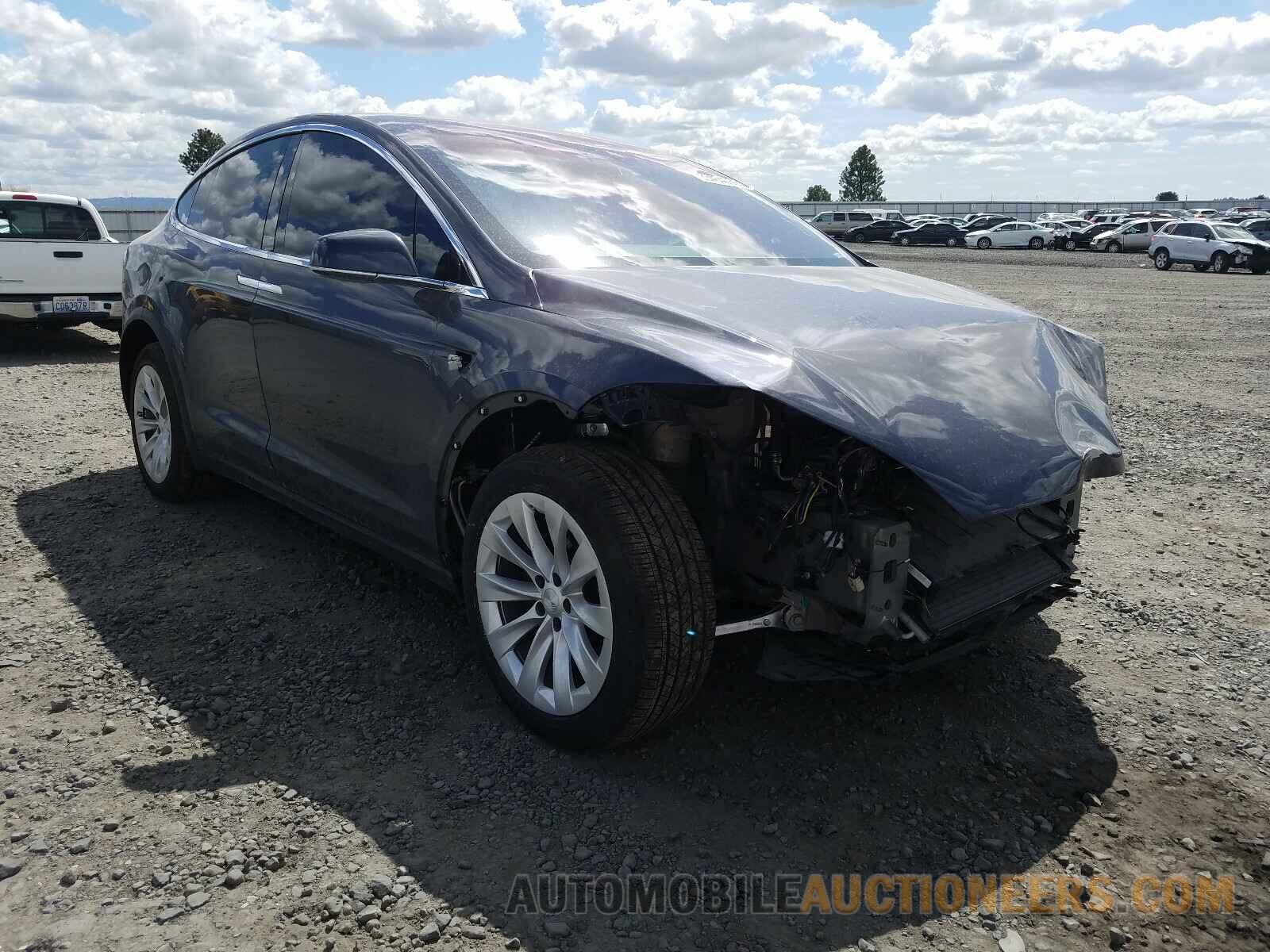 5YJXCAE24JF133580 TESLA MODEL X 2018