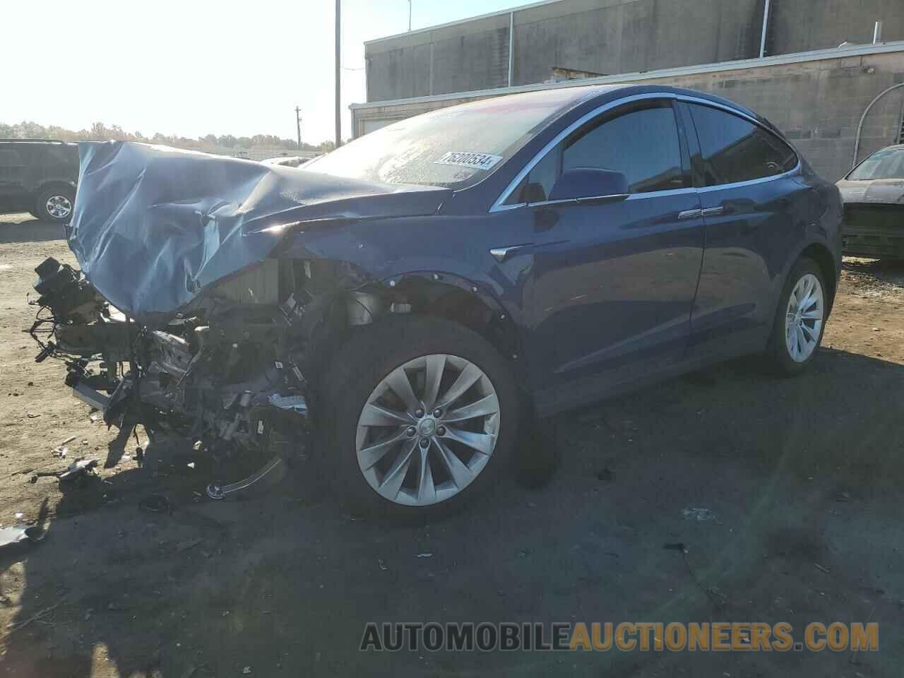 5YJXCAE24JF140822 TESLA MODEL X 2018