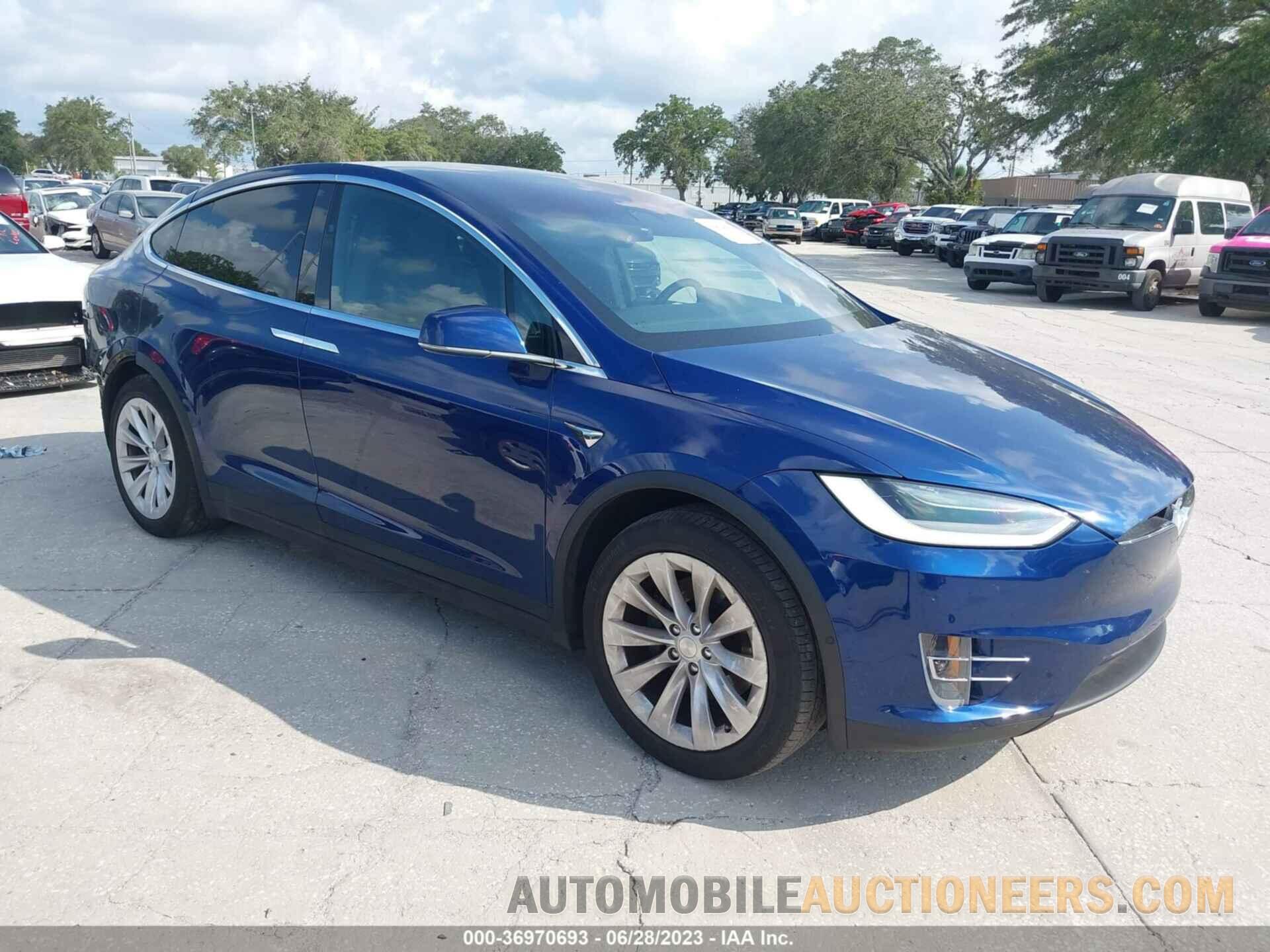 5YJXCAE24LF250031 TESLA MODEL X 2020