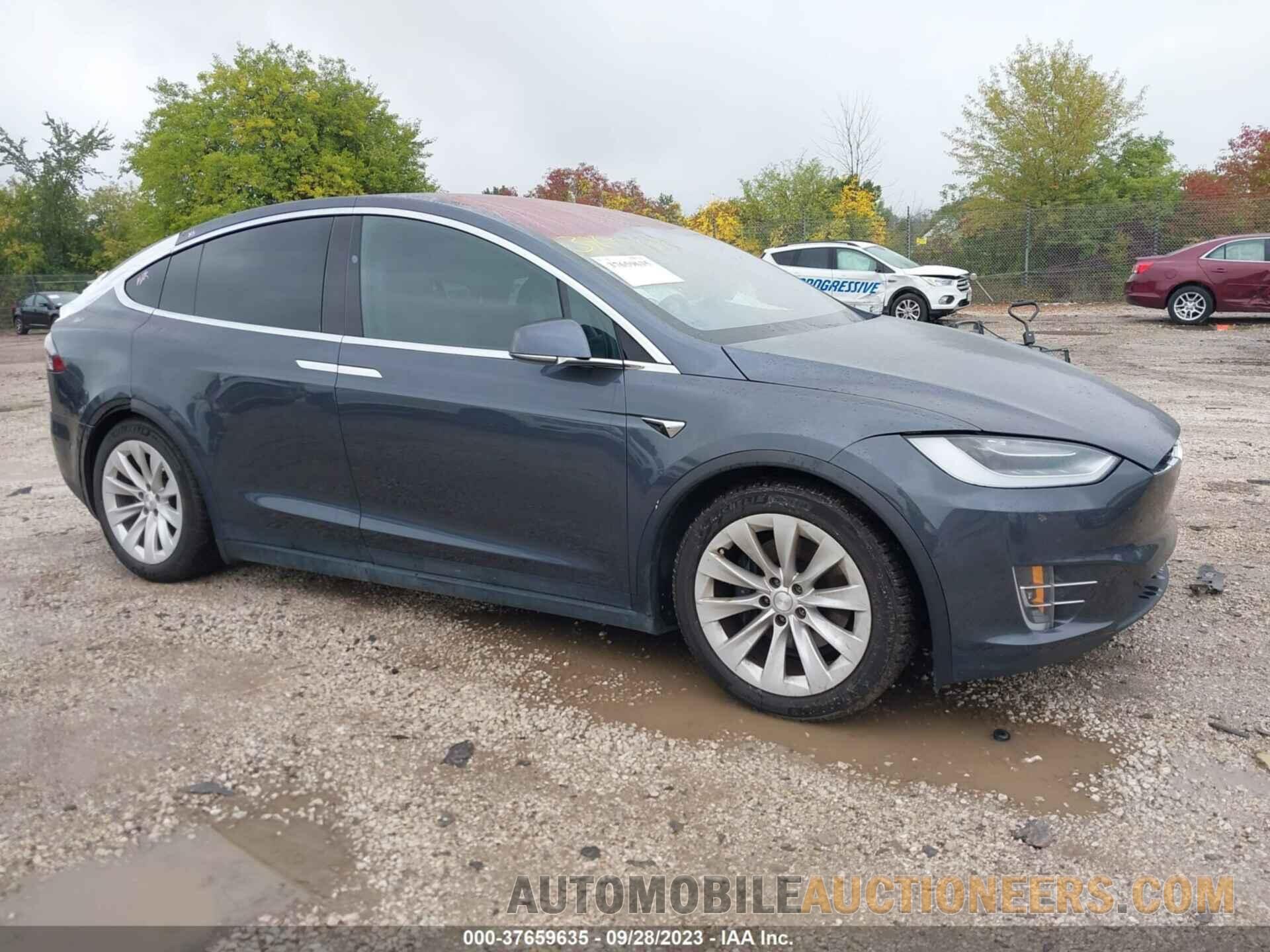 5YJXCAE24LF284177 TESLA MODEL X 2020