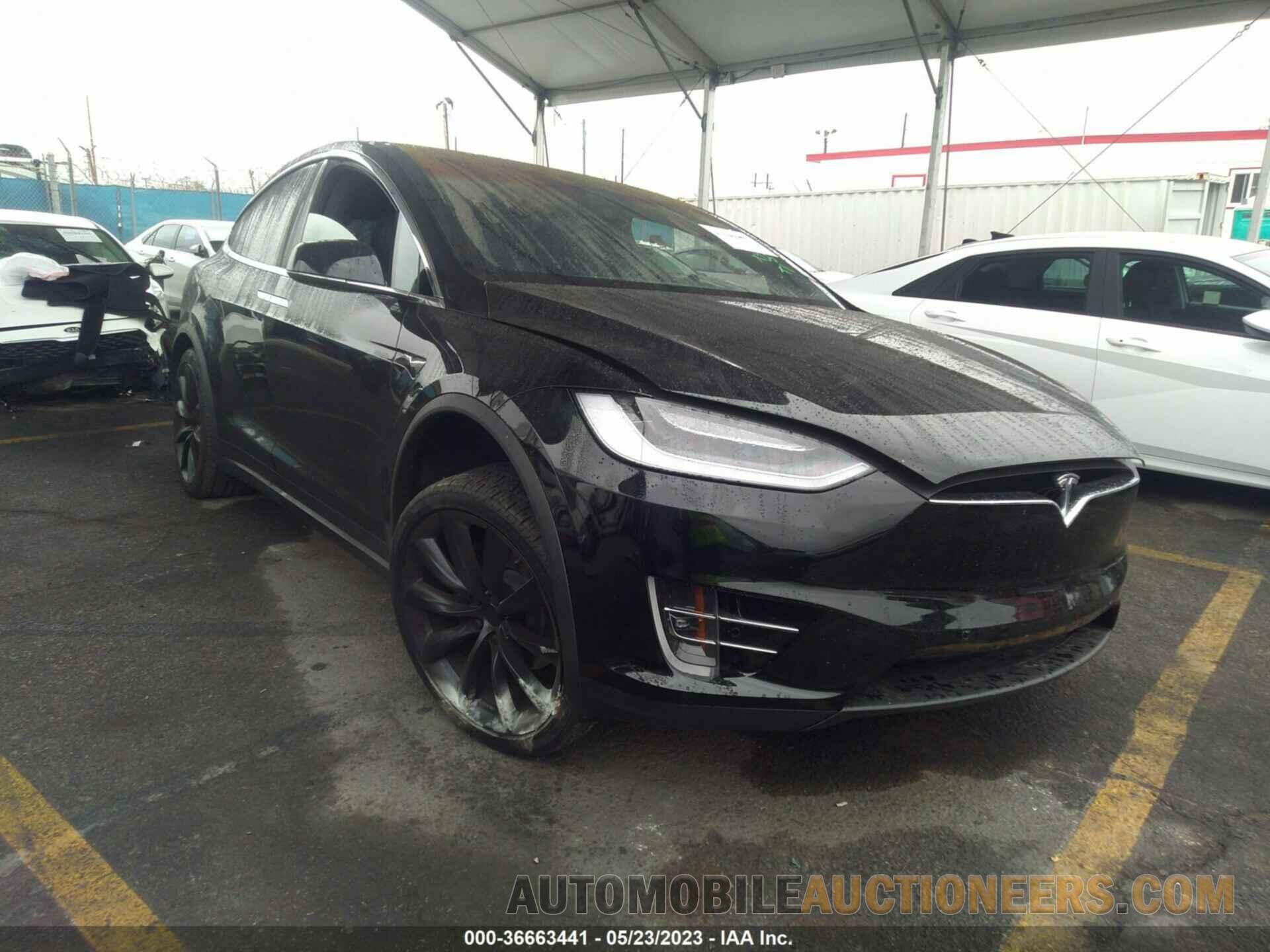 5YJXCAE24MF319754 TESLA MODEL X 2021