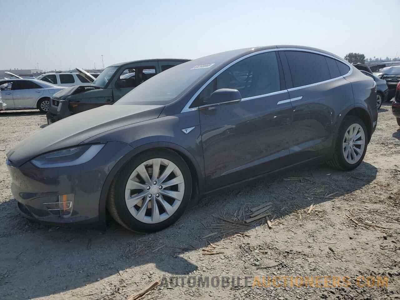 5YJXCAE25GF001582 TESLA MODEL X 2016