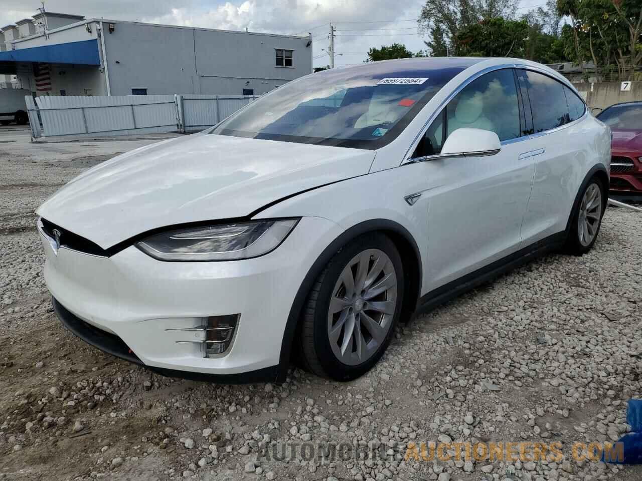 5YJXCAE25GF007351 TESLA MODEL X 2016