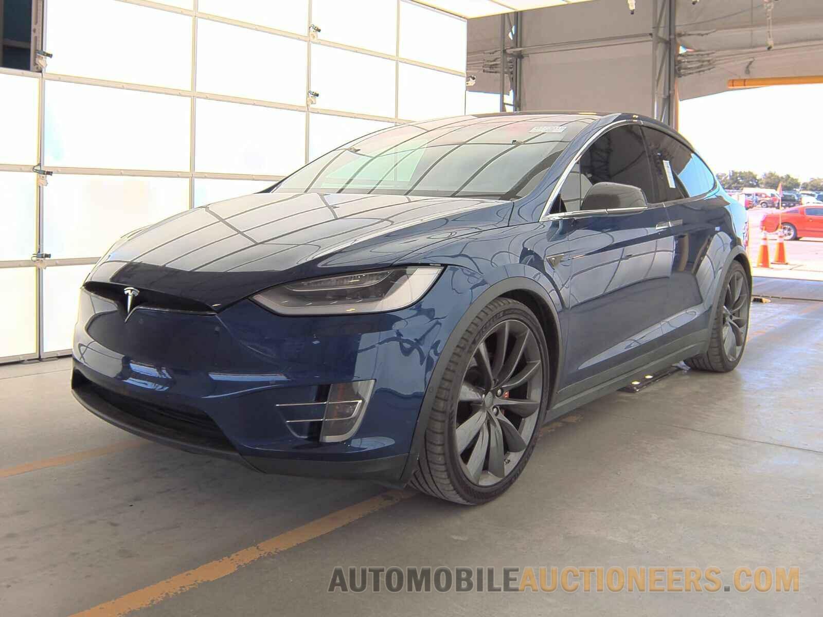 5YJXCAE25GF021427 Tesla Model X 2016