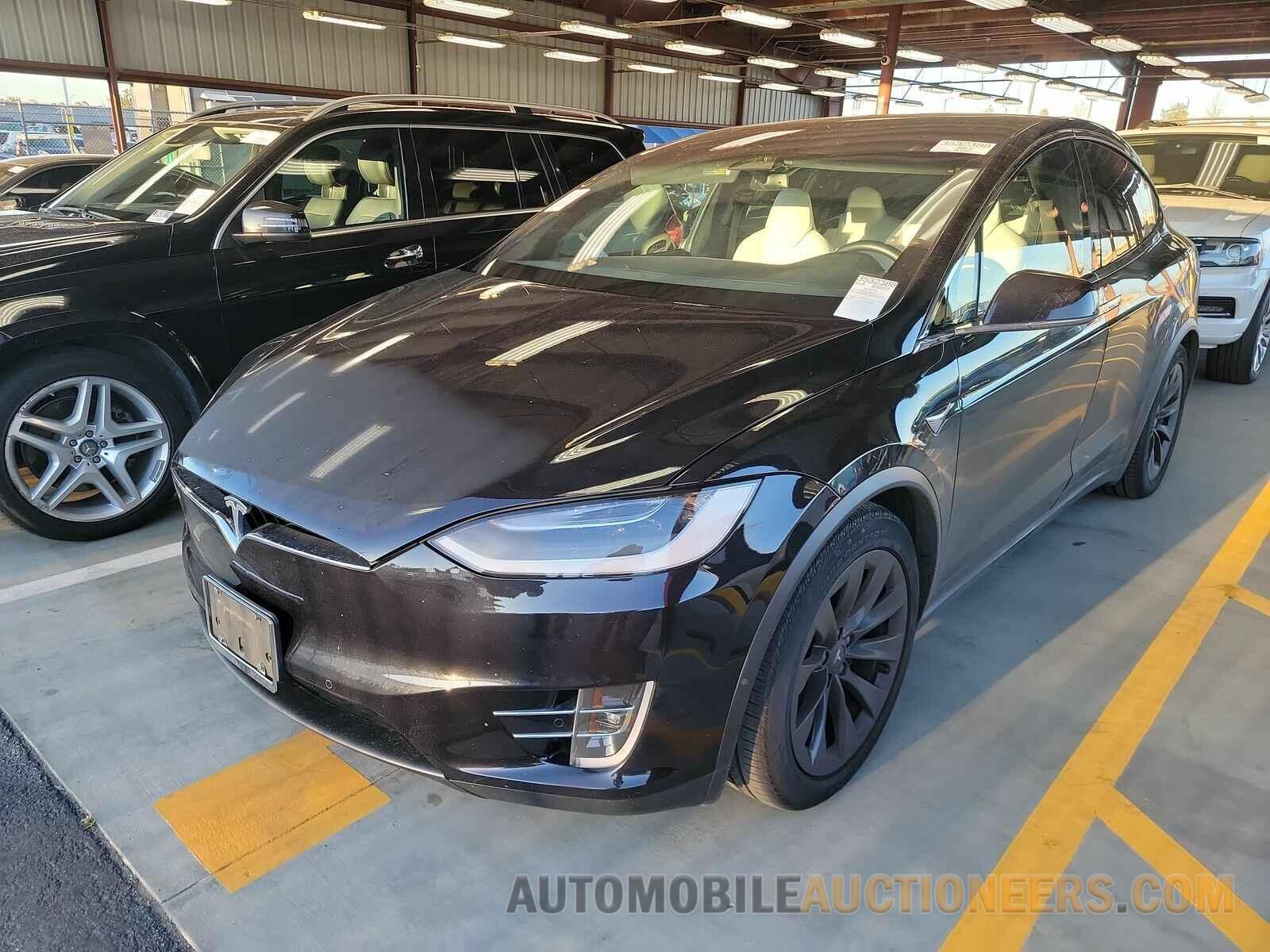 5YJXCAE25JF128274 Tesla Model X 2018