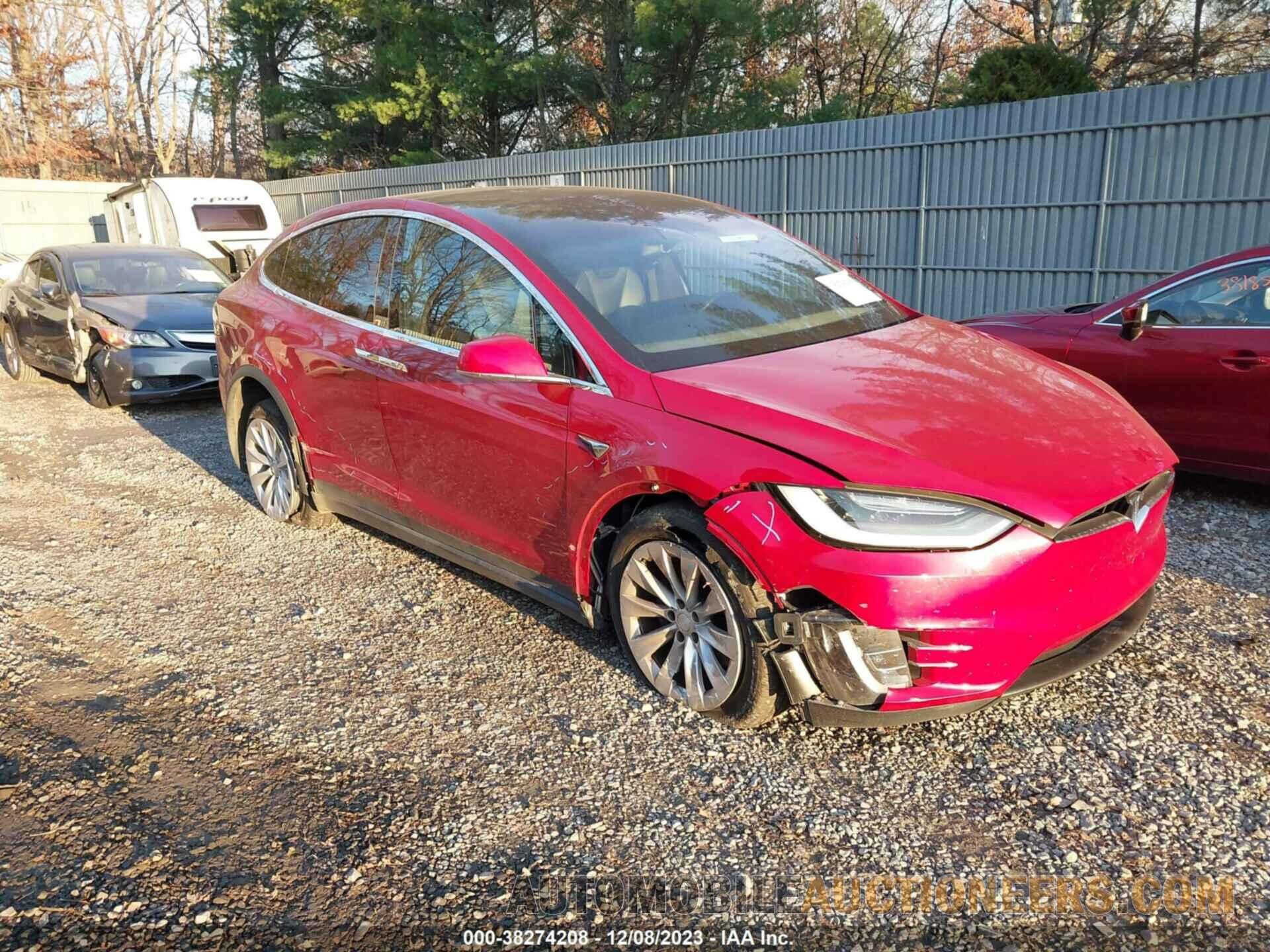 5YJXCAE25LF233626 TESLA MODEL X 2020