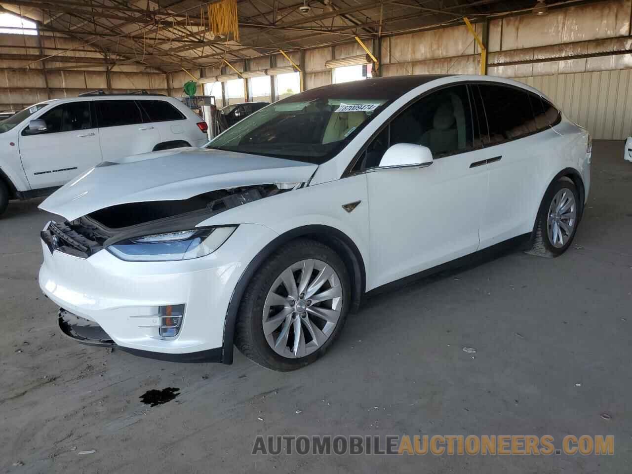 5YJXCAE26GF001588 TESLA MODEL X 2016