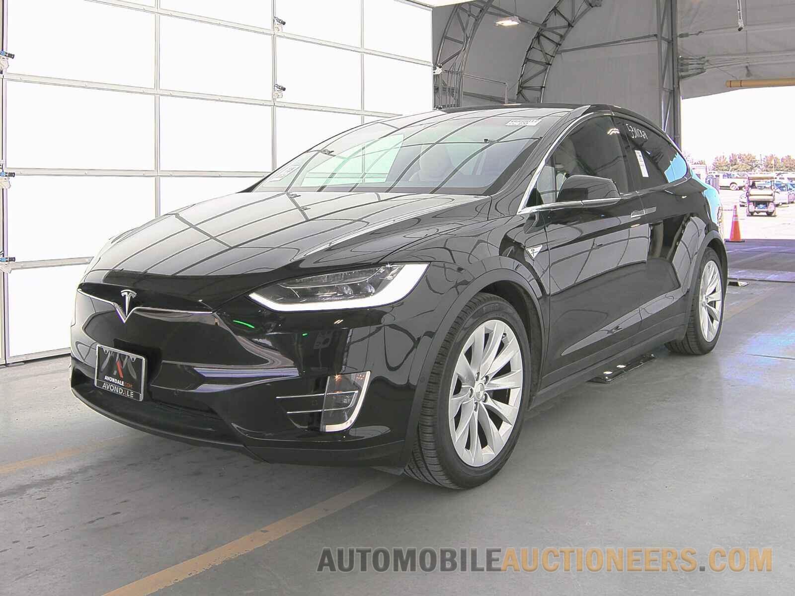 5YJXCAE26GF004488 Tesla Model X 2016