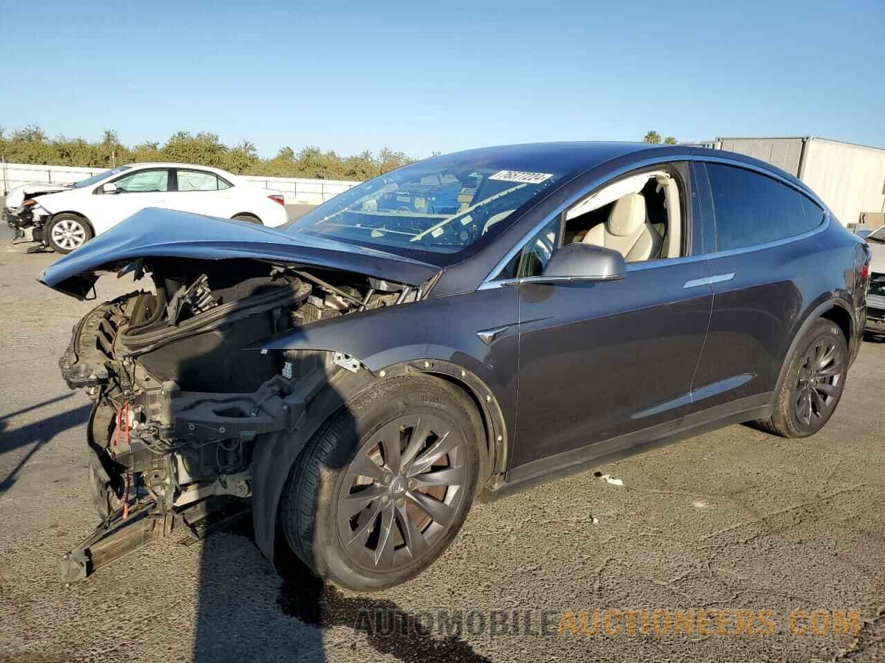 5YJXCAE26JF132477 TESLA MODEL X 2018