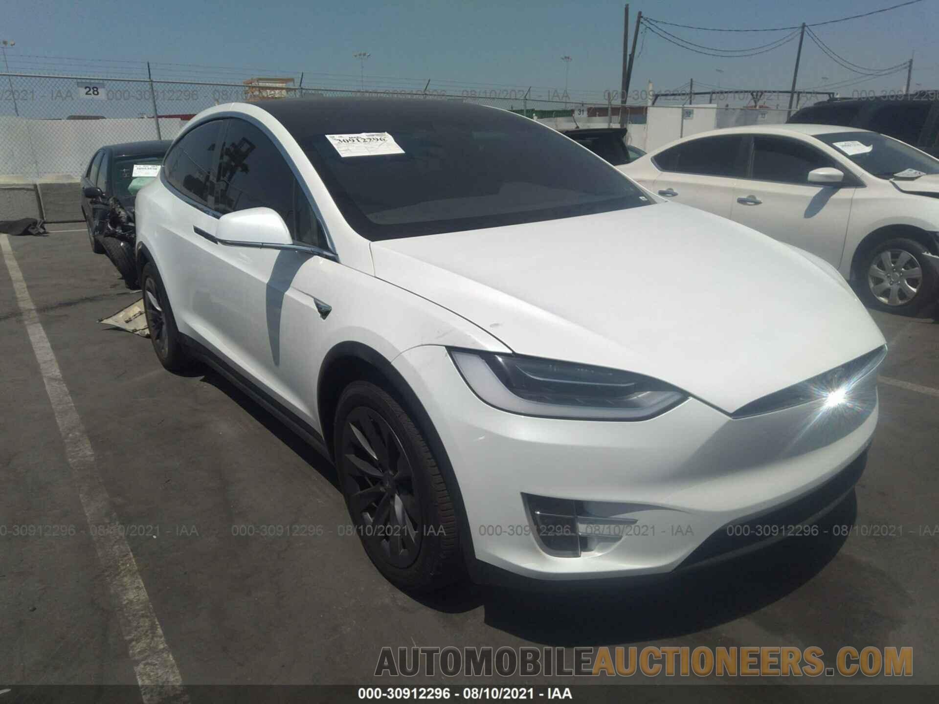 5YJXCAE26KF157090 TESLA MODEL X 2019