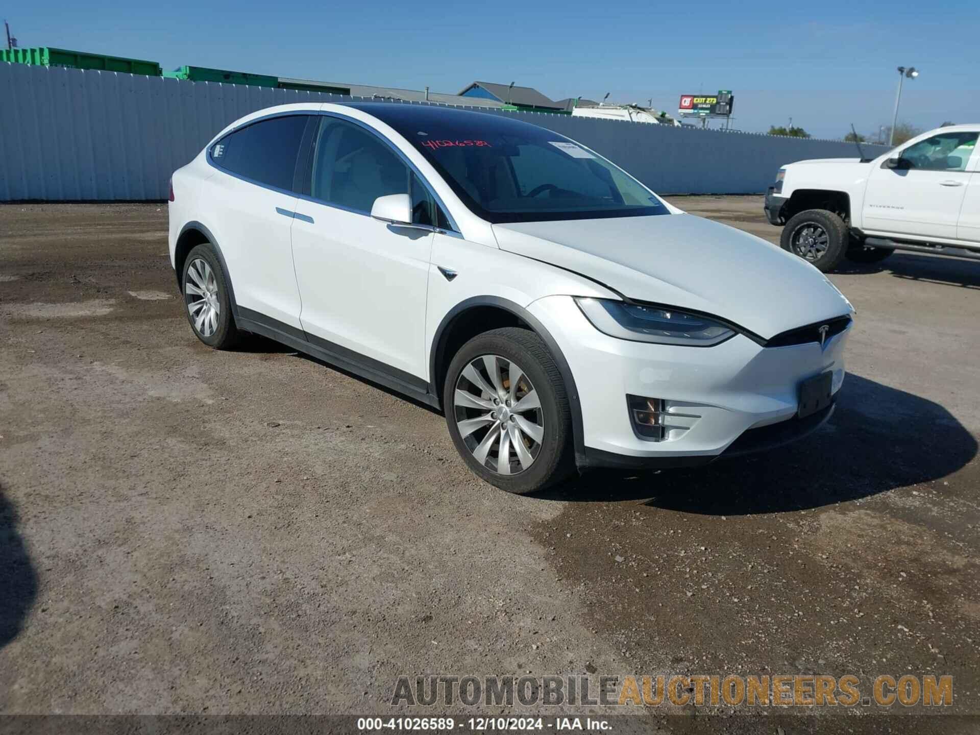 5YJXCAE26KF185794 TESLA MODEL X 2019