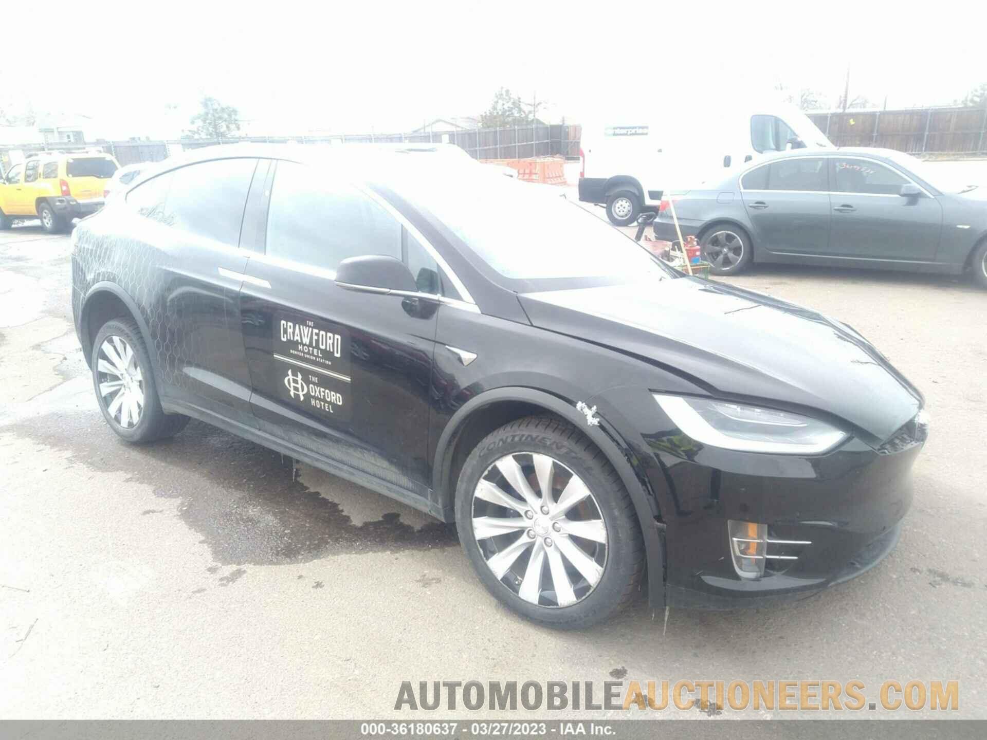 5YJXCAE26LF280387 TESLA MODEL X 2020