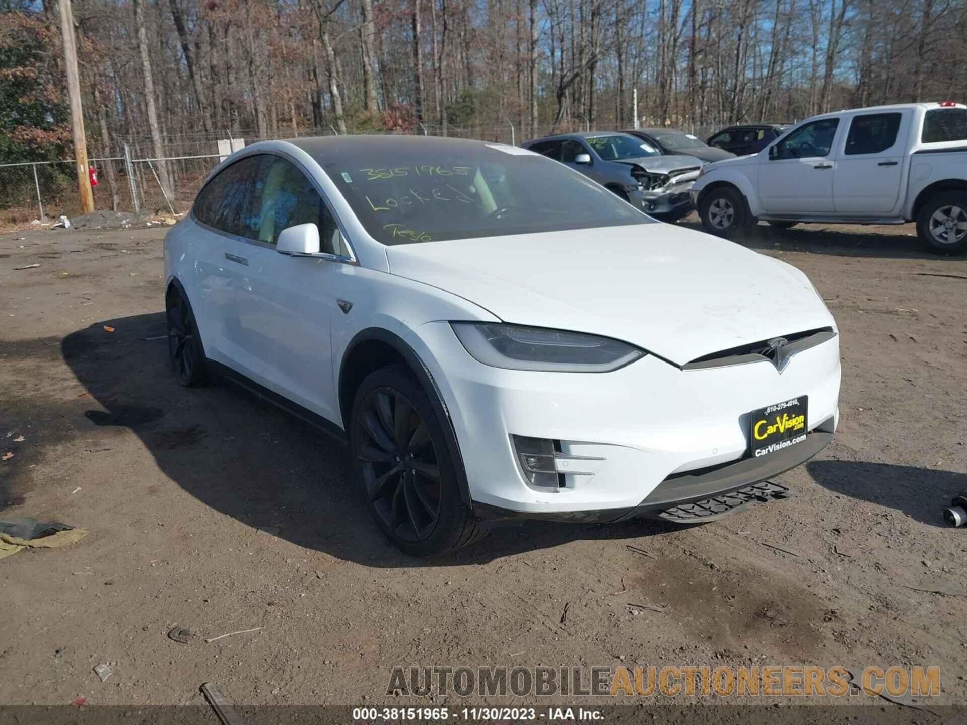 5YJXCAE27GF007884 TESLA MODEL X 2016