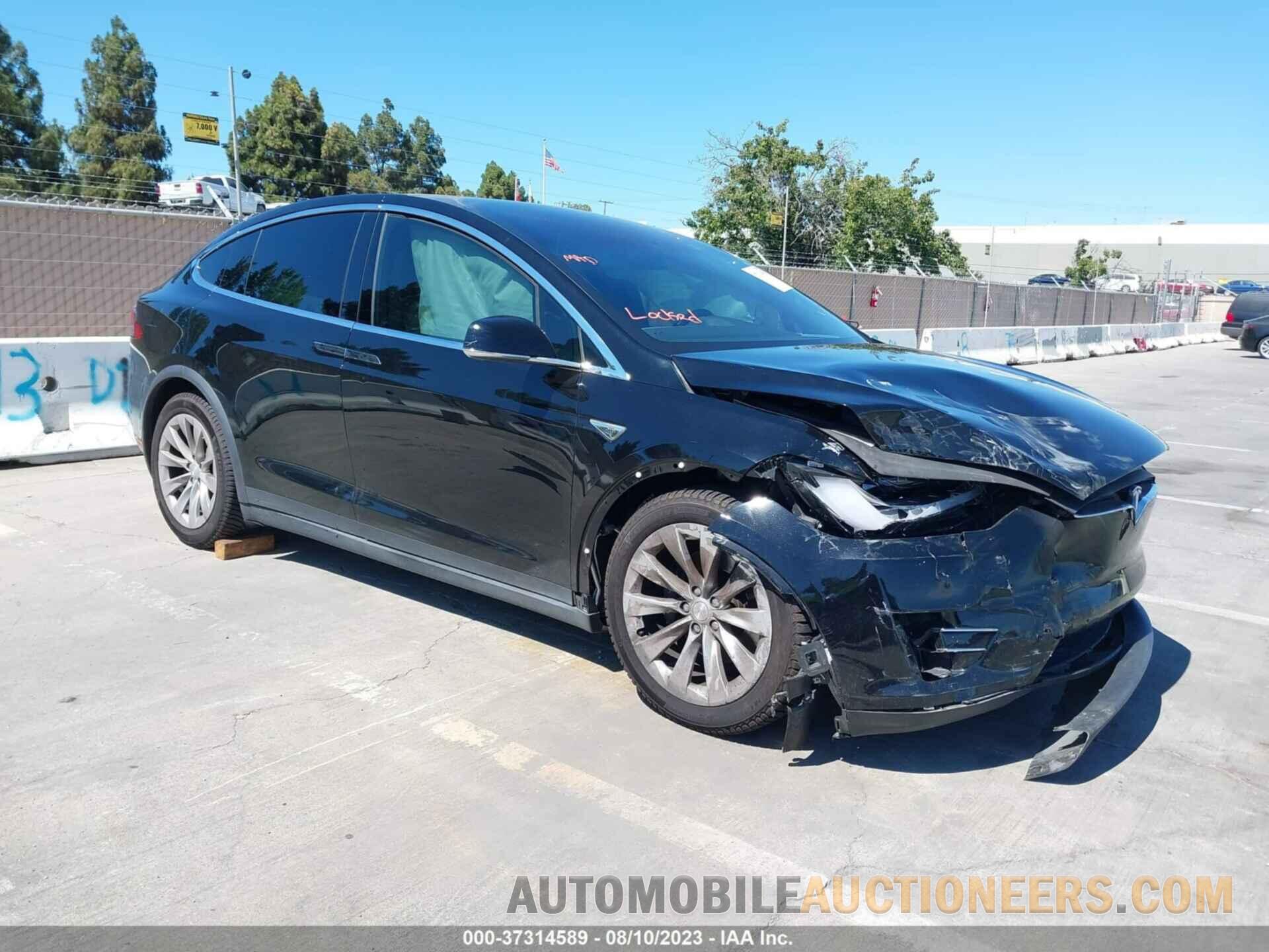 5YJXCAE27GF008257 TESLA MODEL X 2016