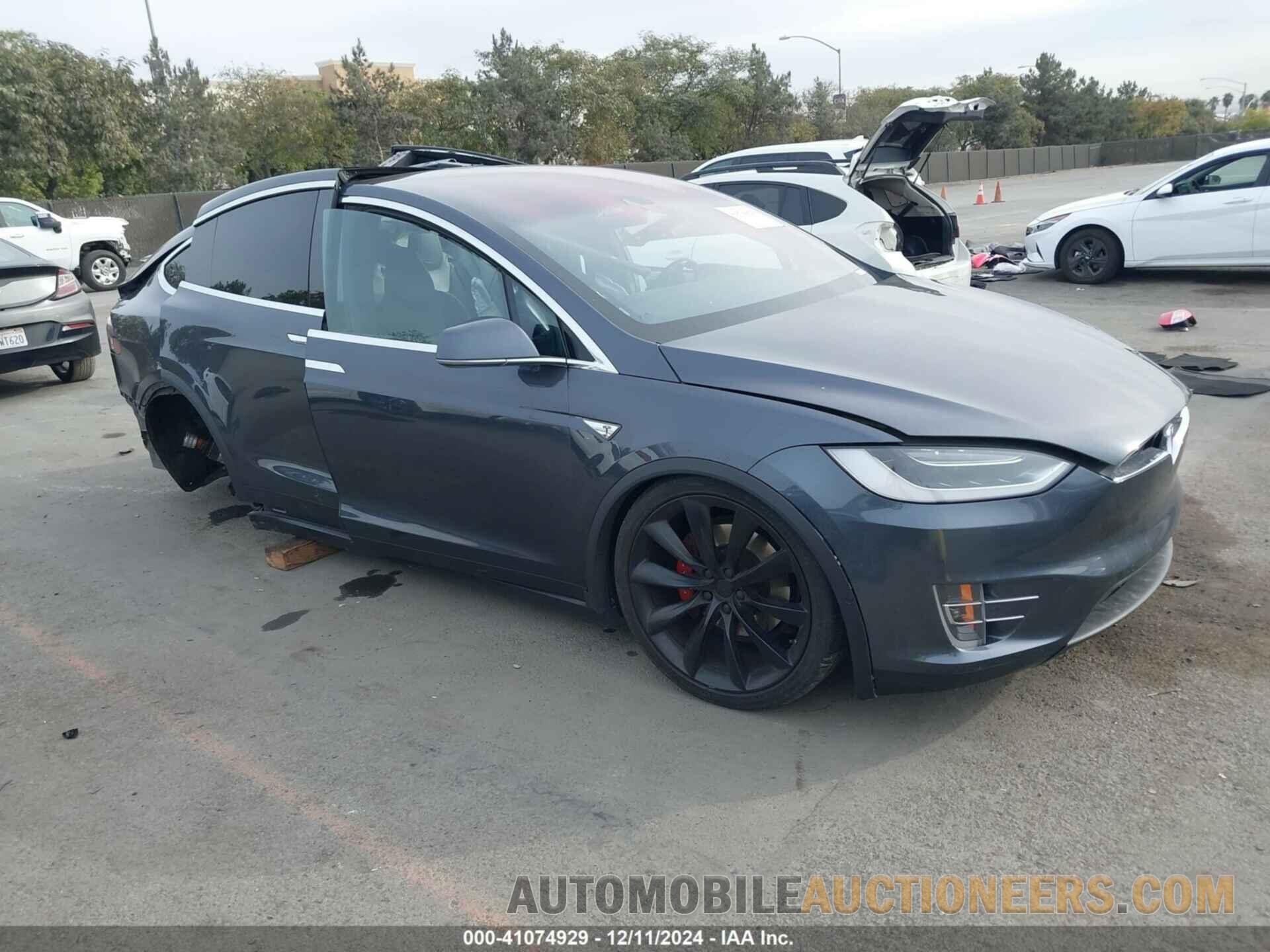 5YJXCAE27GF015175 TESLA MODEL X 2016