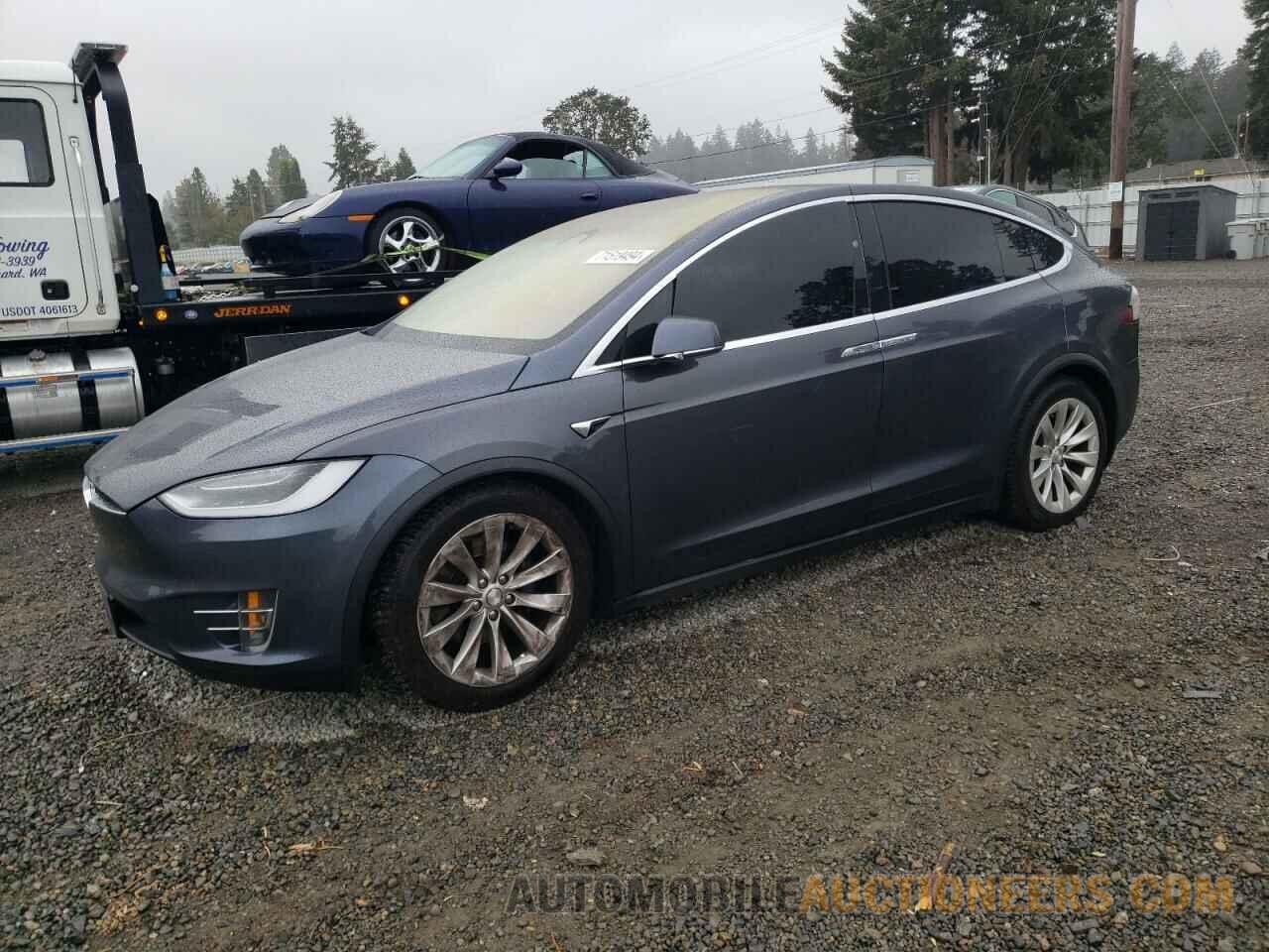 5YJXCAE27HF076186 TESLA MODEL X 2017